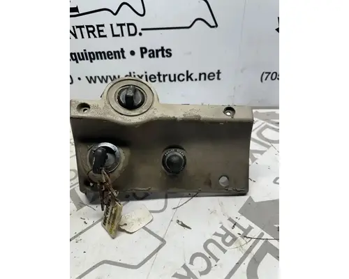 Sterling L9522 Dash Assembly