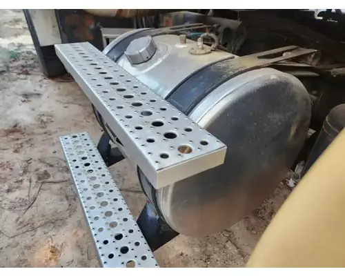 Sterling LT8500 Fuel Tank