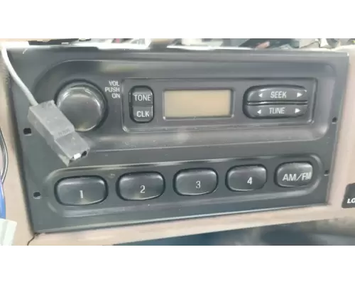 Sterling LT8500 Radio