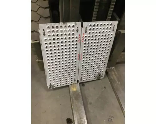 Step STERLING M6500 K &amp; R Truck Sales, Inc.