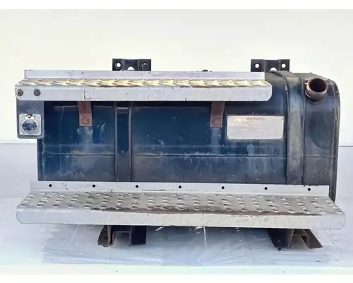 Sterling M7500 ACTERRA Fuel Tank