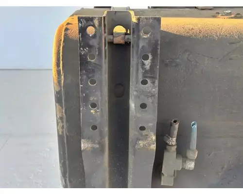 Sterling M7500 ACTERRA Fuel Tank
