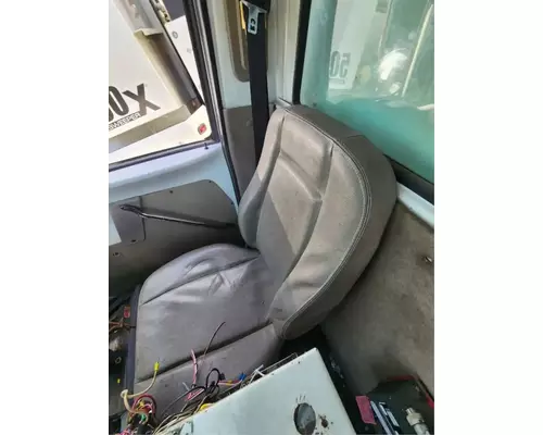 Sterling M7500 ACTERRA Seat, Front
