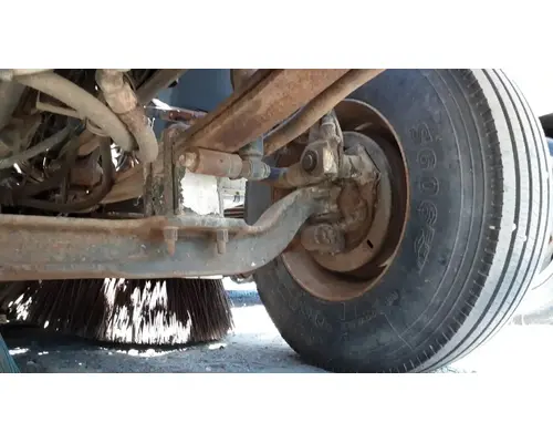 Sterling SC8000 Cargo Axle Assy, Fr (4WD)