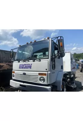 Sterling SC8000 Cargo Cab