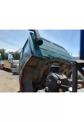 Sterling SC8000 Cargo Cab
