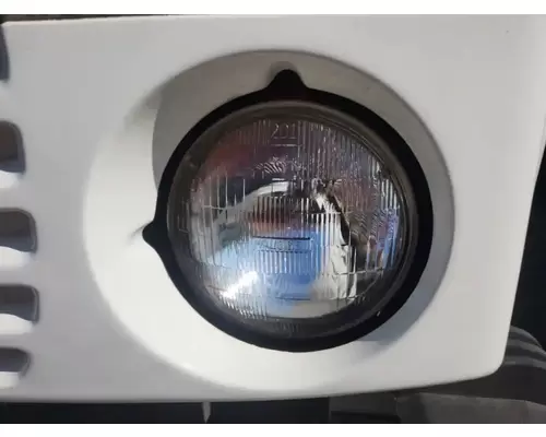 Headlamp Assembly Sterling SC8000 Cargo Complete Recycling Group LLC
