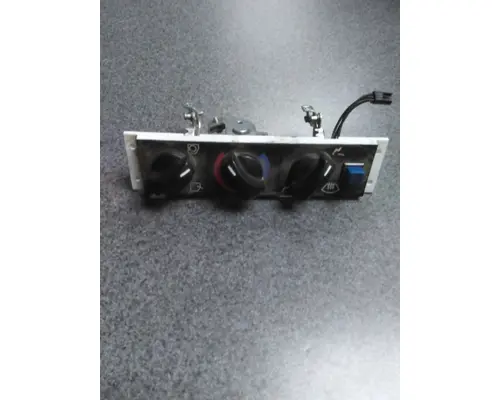 Temperature Control STERLING SC8000 LKQ Heavy Truck - Goodys