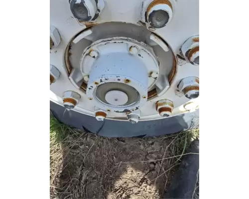 Stud Pilot / Budd Front Hub Cap