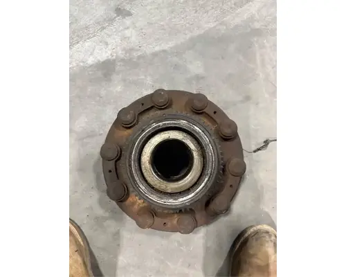 Stud Pilot / Budd Front Hub Cap