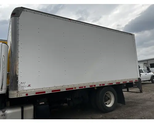 Body / Bed Supreme 18' Dry Van Body DTI Trucks