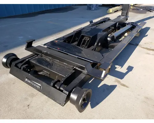 Swaploader SL-105 Equipment (Mounted)