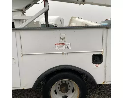 TEREX F550 Service Body Door