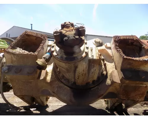 TEREX MODEL 700 Axle Assembly, Rear