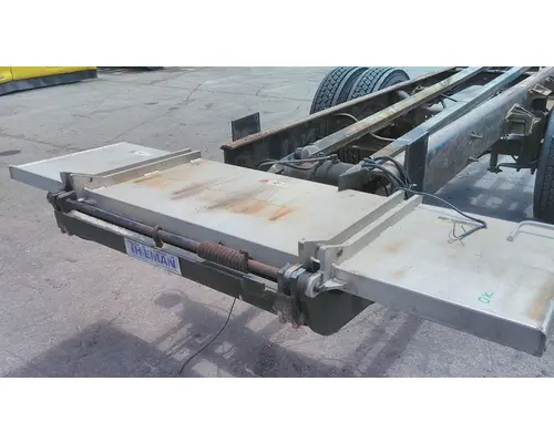 THIEMAN M SERIES LIFT GATE ASSEMBLY
