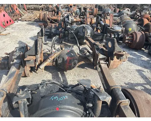 THOMAS BUILT MVP-EF (Engine Front) Axle Assembly, Rear