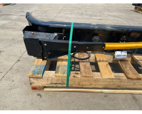 THOMAS BUS School Bus Bumper Assembly, Front