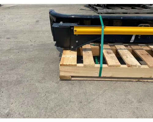 THOMAS BUS School Bus Bumper Assembly, Front