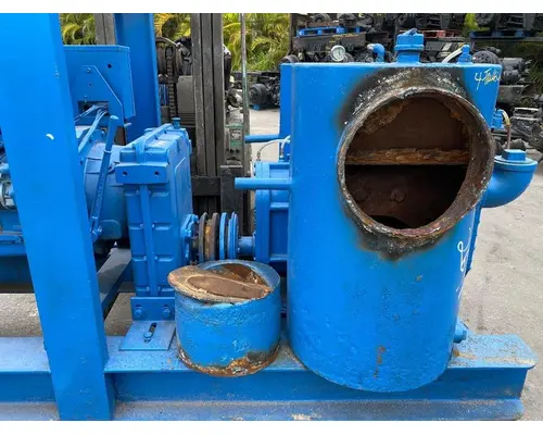 THOMPSON PUMP 7400 PTO