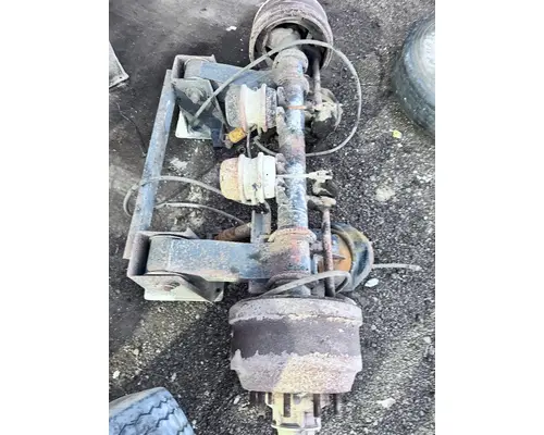 TRAILER FLATBED Axle Assembly, Rear