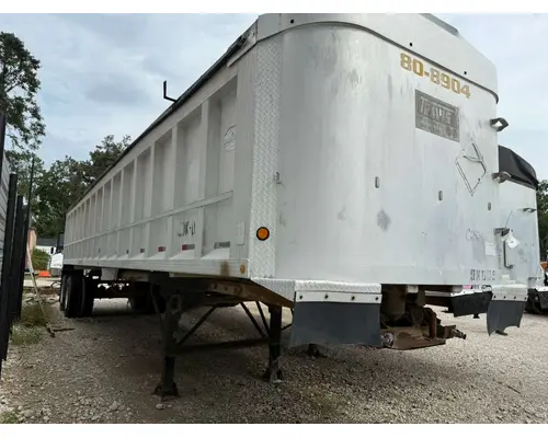 TRAILER FLATBED Complete Vehicle