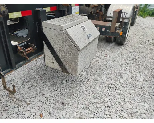 TRAILER FLATBED Tool Box