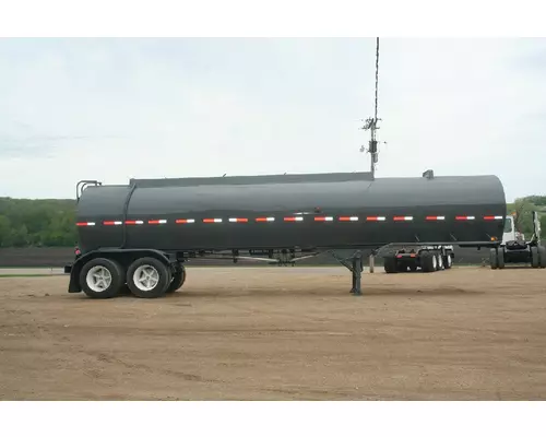 TRAILMOBILE 6000 gallon Tanker Resale Trailers