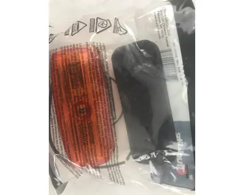 TRUCK-LITE  LIGHT - MARKER