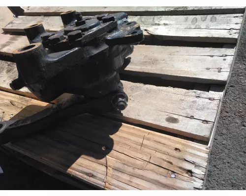 TRW/ROSS AT9500 POWER STEERING GEAR