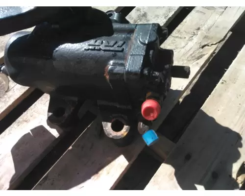 TRW/ROSS AT9500 POWER STEERING GEAR
