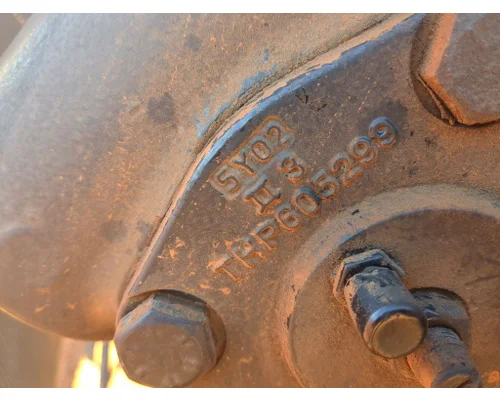 TRW/ROSS VNL Steering Gear  Rack