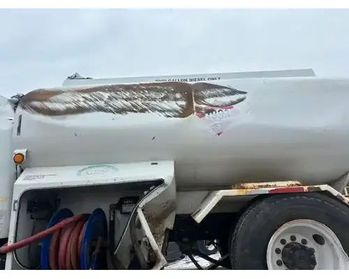 Body / Bed Tanks 2,000 GAL Holst Truck Parts