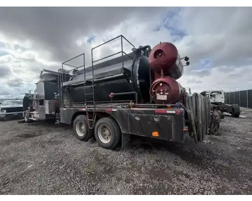 Tanks Other Body  Bed