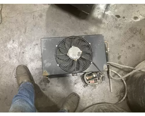 Thermo King TRIPAC Truck Equipment, APU (Auxiliary Power Unit)