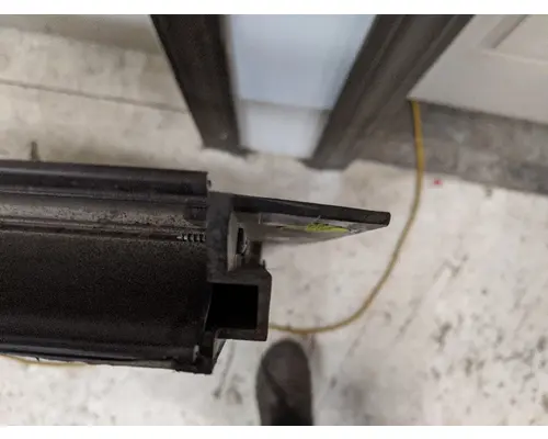 Thomas Built Bus C2 Special Glass