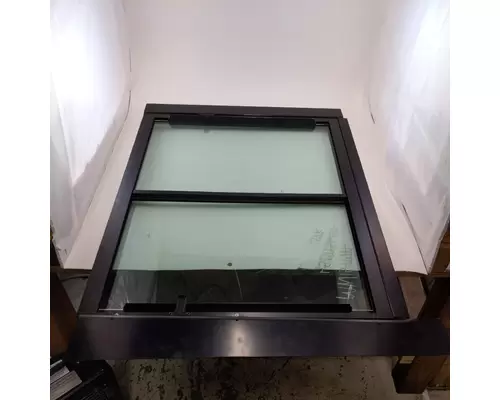 Thomas Built Bus  Special Glass