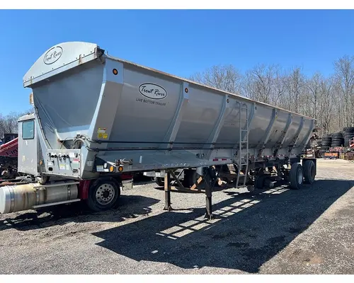 Complete Vehicle Trailer Trailer Truck Salvage International Inc