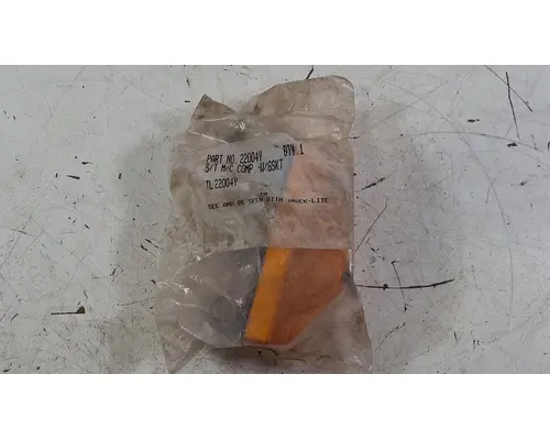 Truck Lite  Tail Lamp