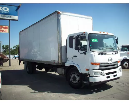 UD-NISSAN UD2600 WHOLE TRUCK FOR RESALE