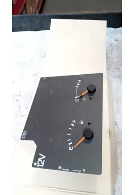 UD-NISSAN  Instrument Cluster