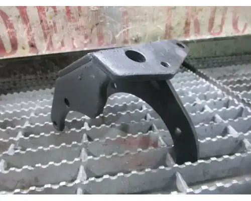 UD/Nissan FD35T Alternator