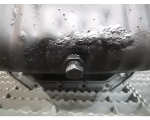 UD/Nissan FD35T Oil Pan