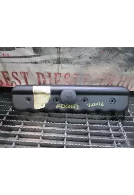 UD/Nissan FD35T Valve Cover