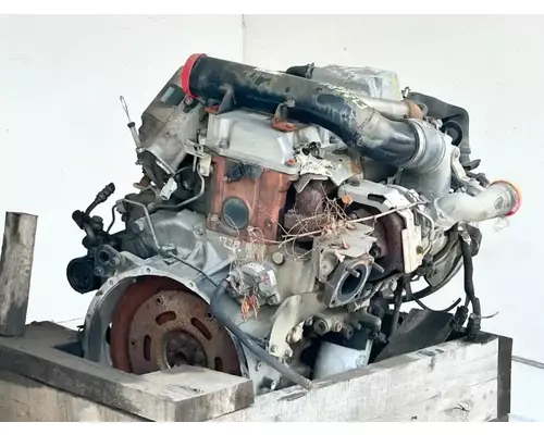 UD/Nissan J05D-TA Engine Assembly