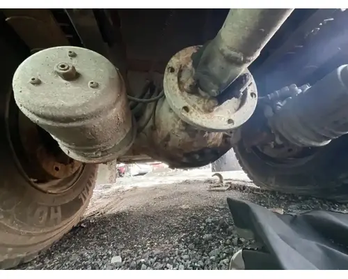 UD/Nissan Other Axle Assembly, Rear