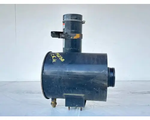 UD/Nissan UD1300 Air Cleaner