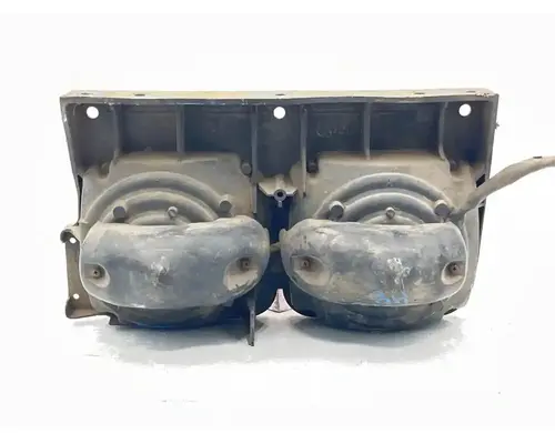 UD/Nissan UD1300 Tail Lamp