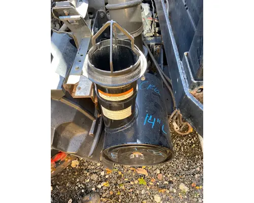 UD/Nissan UD1400 Air Cleaner