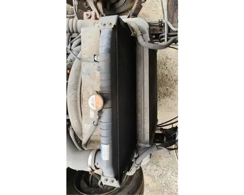 UD/Nissan UD1800CS Air Conditioner Condenser