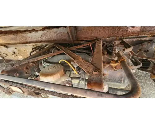 UD/Nissan UD1800CS Air Tank